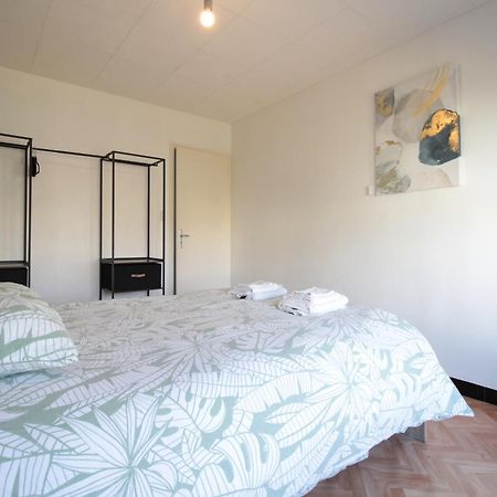 Thierville-sur-Meuse 3 Chambres - Tres Grand Jardin Privee - Terrasse Privee - Garage Velo Et Moto - Parking Voiture Privee Dans La Propriete - Gere Par Presta-Zen'Services מראה חיצוני תמונה