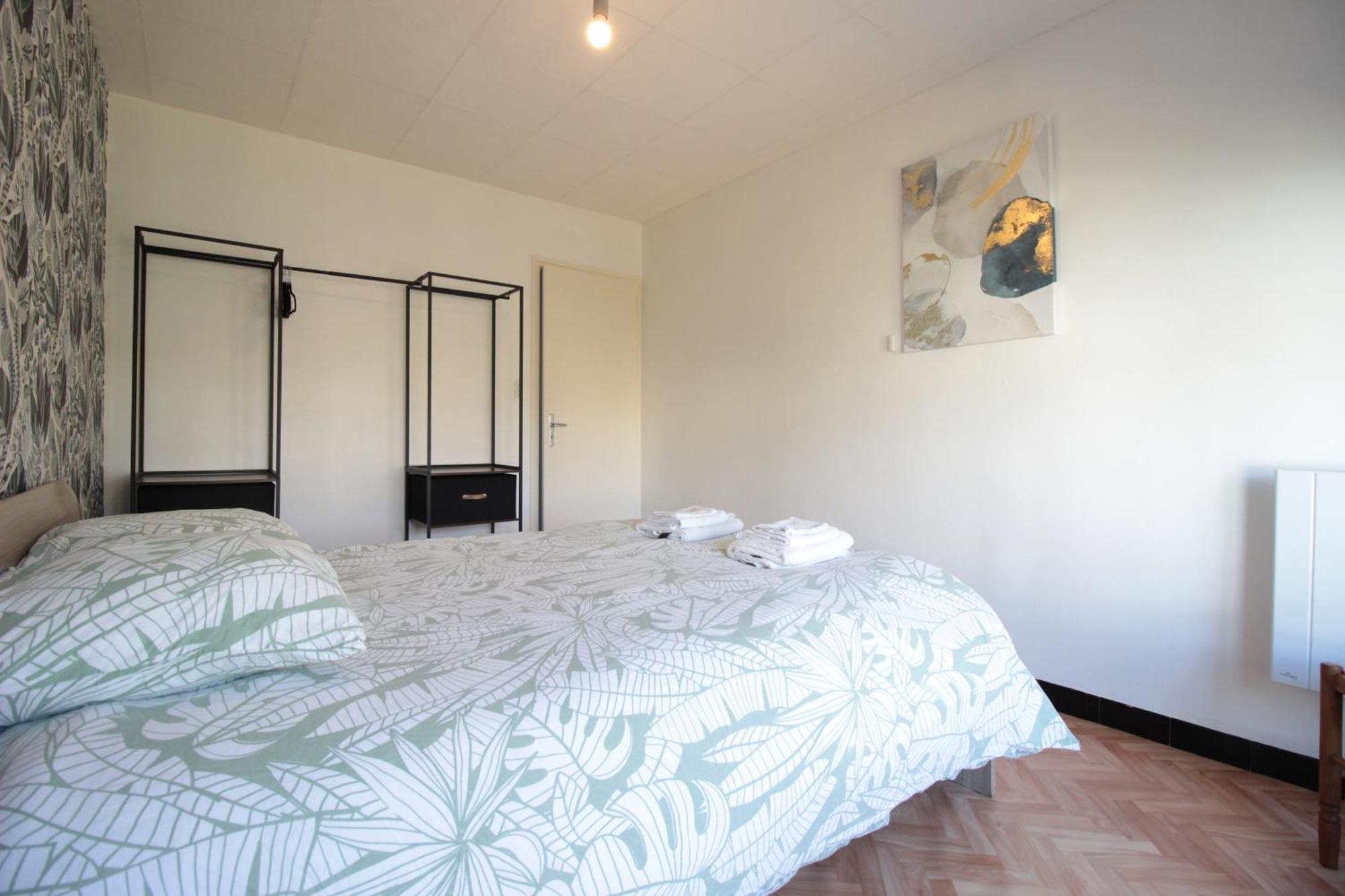 Thierville-sur-Meuse 3 Chambres - Tres Grand Jardin Privee - Terrasse Privee - Garage Velo Et Moto - Parking Voiture Privee Dans La Propriete - Gere Par Presta-Zen'Services מראה חיצוני תמונה