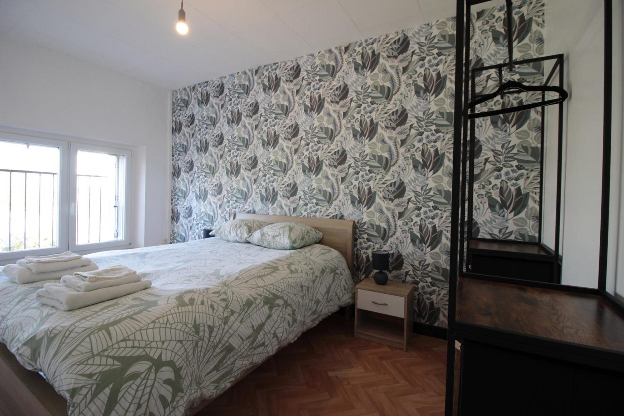 Thierville-sur-Meuse 3 Chambres - Tres Grand Jardin Privee - Terrasse Privee - Garage Velo Et Moto - Parking Voiture Privee Dans La Propriete - Gere Par Presta-Zen'Services מראה חיצוני תמונה